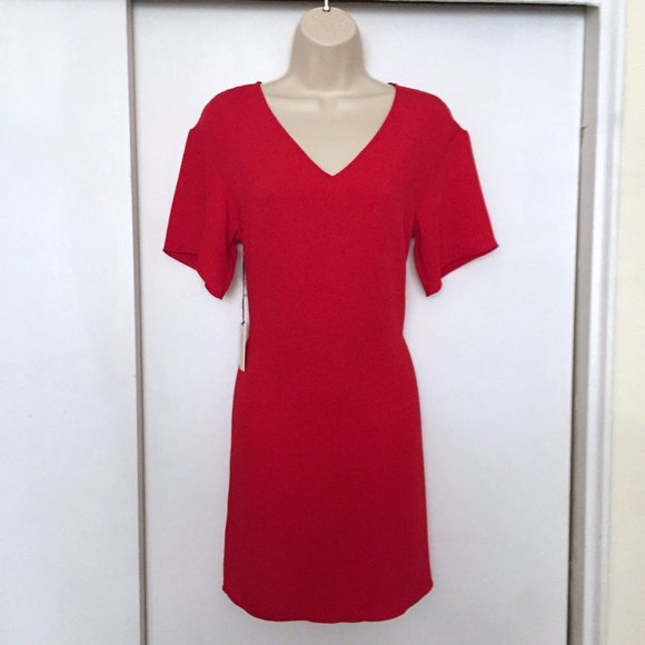 NWT ARITZIA BABATON Aaron Red V-Neck Shift Dress - Picture 3 of 9